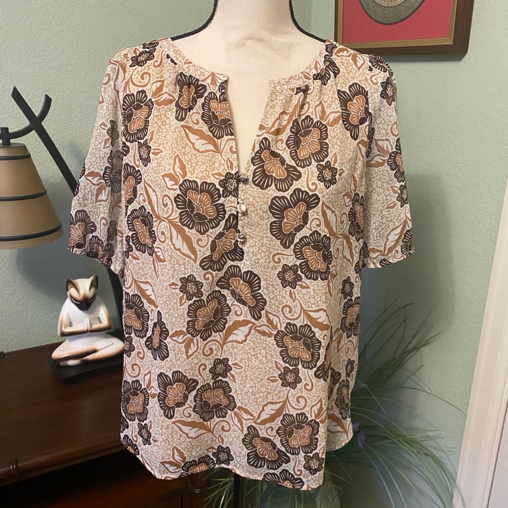 LOFT Cream Relaxed Buttoned Blouse